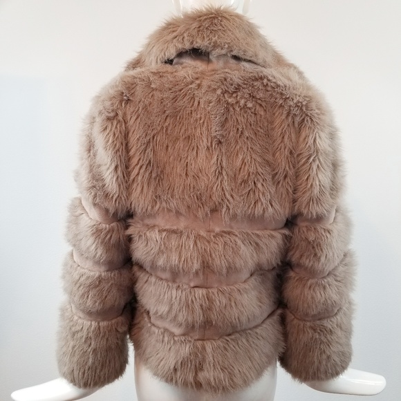 Chico's Faux Fur Sueded Cropped Jacket Size 0 Smal - Picture 2 of 6